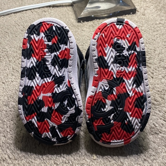 Toddler sneakers - Picture 3 of 5